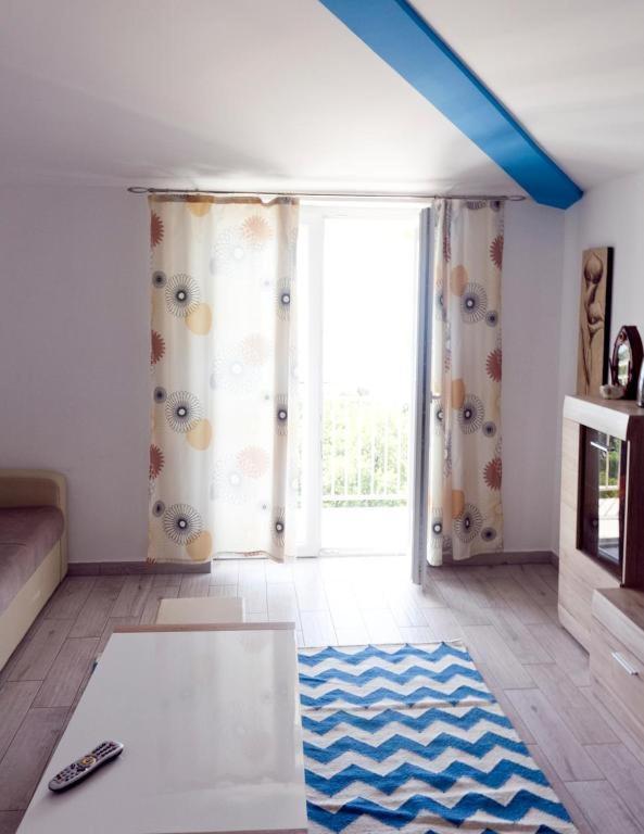Apartmani Mira Klenovica Exterior foto